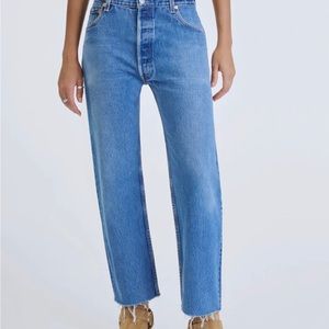 Re/Done Levi’s 90s boyfriend!